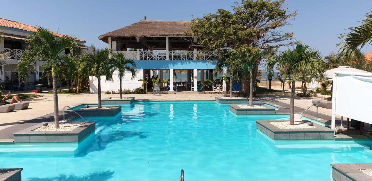 Djembe Beach Resort Kololi Ngoại thất bức ảnh