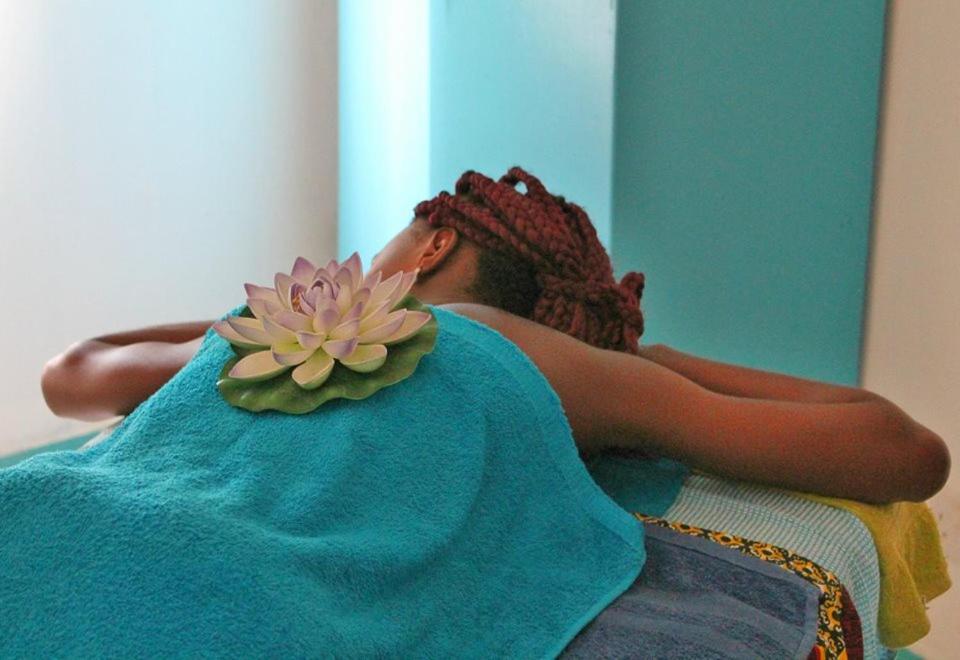 Djembe Beach Resort Kololi Ngoại thất bức ảnh